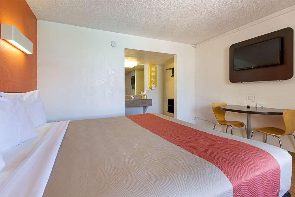 Motel 6 Glendale Az Quarto foto